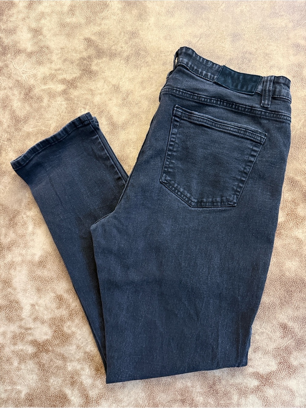Kenneth Cole Men’s 38x32 Athletic Fit Black Washed Stretch Jeans
